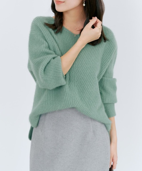 フォックスアンゴラVネックパターン柄ニット 【低身長・小柄女性