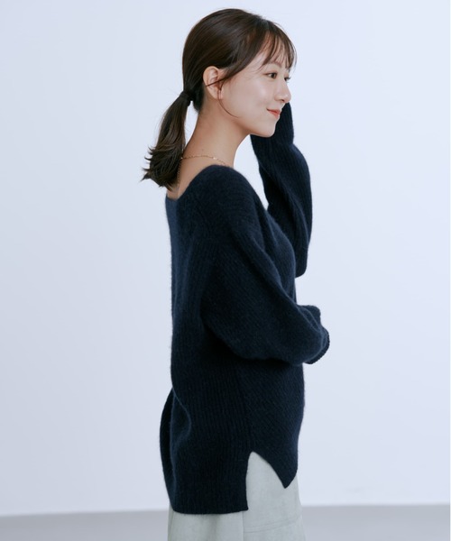 COHINA（コヒナ）の「フォックスアンゴラVネックパターン柄ニット 【低身長・小柄女性】（ニット/セーター・レディース・ベージュ/ネイビー/グリーン/レッド・ONE SIZE）」の22枚目の写真