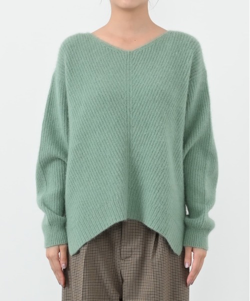 COHINA（コヒナ）の「フォックスアンゴラVネックパターン柄ニット 【低身長・小柄女性】（ニット/セーター・レディース・ベージュ/ネイビー/グリーン/レッド・ONE SIZE）」の13枚目の写真