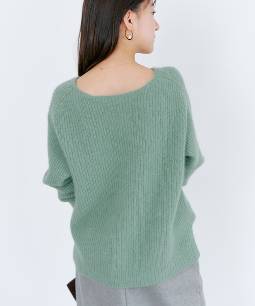 フォックスアンゴラVネックパターン柄ニット 【低身長・小柄女性