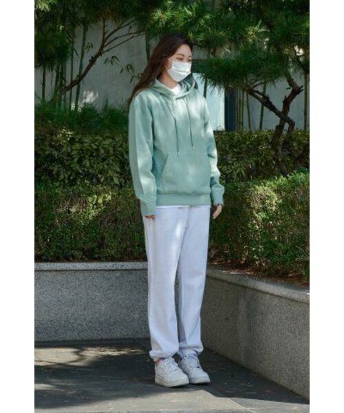 MUSINSA STANDARD WOMAN(ムシンサスタンダードウーマン)の「レディーススウェットパンツ【オートミール】(スウェットパンツ・レディース・その他・SMALL/MEDIUM/LARGE/X-SMALL)」の6枚目の写真