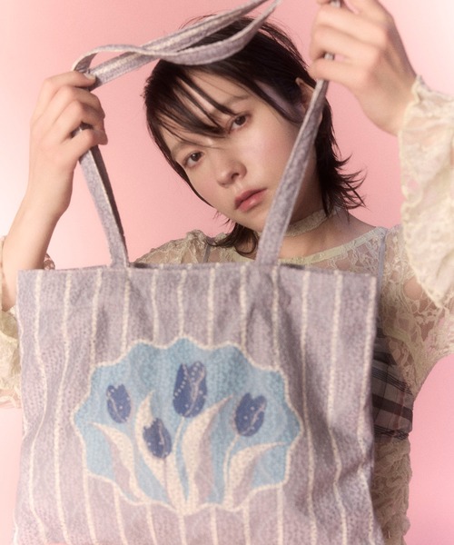 Casselini（キャセリーニ）の「Casselini(キャセリーニ)レースチューリップトート（トートバッグ・レディース・ピンク/アイボリー/グレー・FREE）」の3枚目の写真