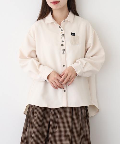Quelle Chance(ケルシャンス)の「多釦キャットシャツ(シャツ/ブラウス・レディース・ベージュ/キナリ/チャコールグレー・L/M)」の6枚目の写真