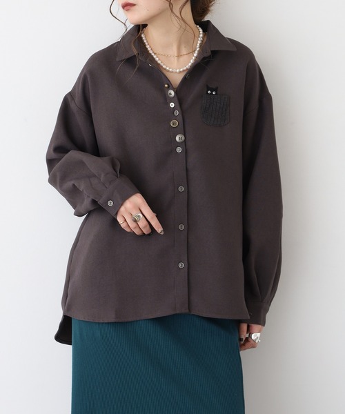 Quelle Chance(ケルシャンス)の「多釦キャットシャツ(シャツ/ブラウス・レディース・ベージュ/キナリ/チャコールグレー・L/M)」の9枚目の写真