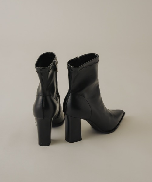 NEUNA（ヌナ）の「ポインテッドトゥショートブーツ（ブーツ・レディース・ブラック/ブラウン・36/39/38）」の21枚目の写真