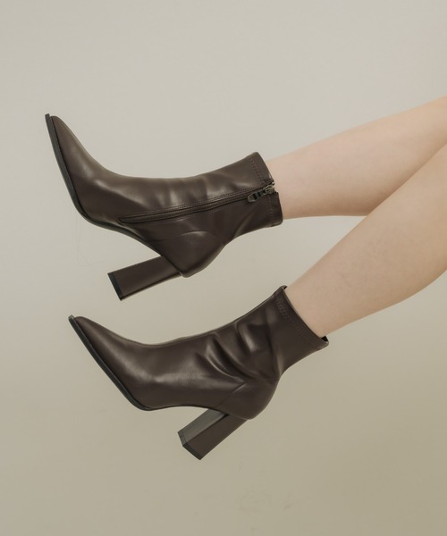 NEUNA（ヌナ）の「ポインテッドトゥショートブーツ（ブーツ・レディース・ブラック/ブラウン・36/39/38）」の6枚目の写真