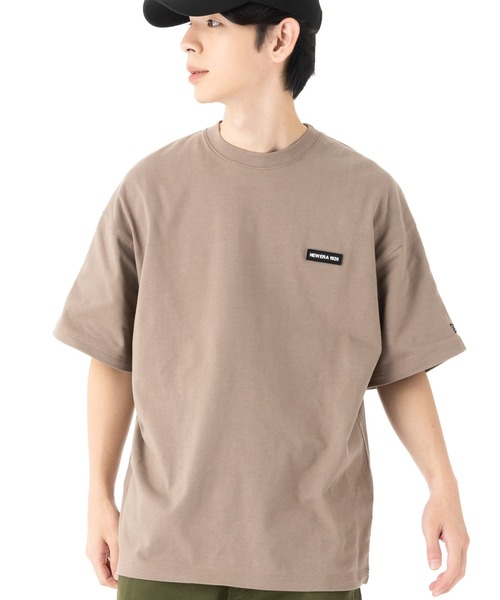NEW ERA(ニューエラ)の「ニューエラ 半袖Tシャツ オーバーサイズ バックプリント(Tシャツ/カットソー・メンズ・ブラック/ベージュ/ホワイト・L/M/S/XXL/XL)」の3枚目の写真