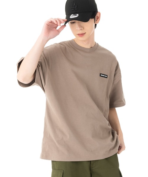NEW ERA(ニューエラ)の「ニューエラ 半袖Tシャツ オーバーサイズ バックプリント(Tシャツ/カットソー・メンズ・ブラック/ベージュ/ホワイト・L/M/S/XXL/XL)」の6枚目の写真