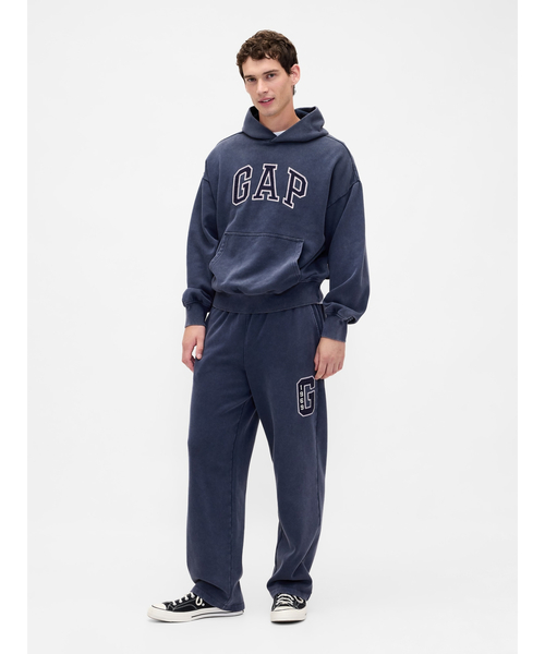 GAP（ギャップ）の「ヴィンテージソフト オーバーサイズ GAPロゴパーカー（パーカー・メンズ・ワイン/ネイビー・XL/L/M/S/XS）」の7枚目の写真