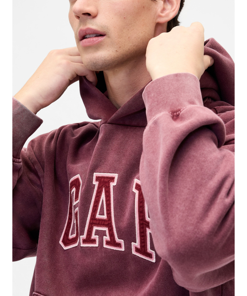 GAP（ギャップ）の「ヴィンテージソフト オーバーサイズ GAPロゴパーカー（パーカー・メンズ・ワイン/ネイビー・XL/L/M/S/XS）」の10枚目の写真