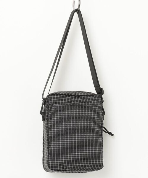 FAT（エフエイティー）の「X-SLING（ショルダーバッグ・メンズ・ブラック・ONE SIZE）」の2枚目の写真