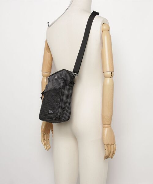 FAT（エフエイティー）の「X-SLING（ショルダーバッグ・メンズ・ブラック・ONE SIZE）」の5枚目の写真
