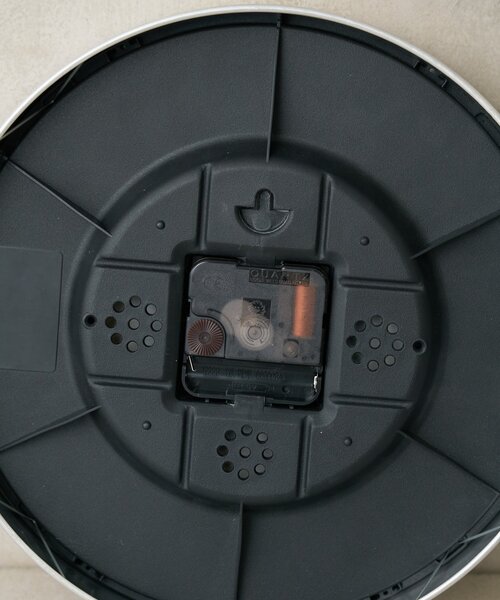 SAHIR（サヒール）の「【SAHIR サヒール】Aluminum wall clock アルミ製掛け時計（掛け時計・レディース・グリーン・0）」の11枚目の写真