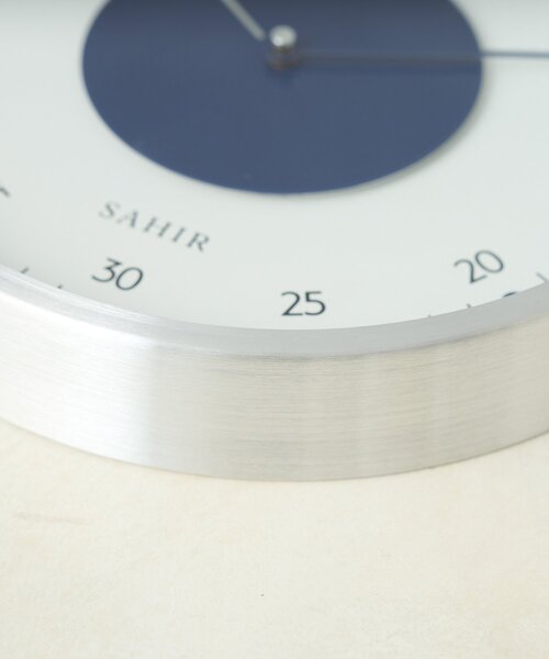 SAHIR（サヒール）の「【SAHIR サヒール】Aluminum wall clock 掛け時計（掛け時計・レディース・グリーン/オレンジ/ネイビー・0）」の17枚目の写真