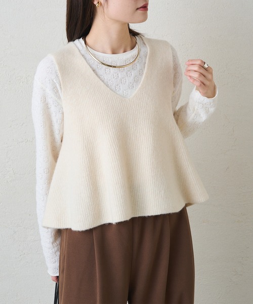 PUAL CE CIN(ピュアルセシン)の「シャギー花柄ストレッチジャガードプルオーバー(Tシャツ/カットソー・レディース・スミクロ/アイボリー・FREE)」の5枚目の写真