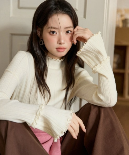 gossip！ロサンゼルス（ゴシップロサンゼルス）の「Y2Kガーリーレトロハイネックニット長袖プルオーバー（ニット/セーター・レディース・ブラック/オフホワイト/グレー/ピンク・FREE）」の5枚目の写真