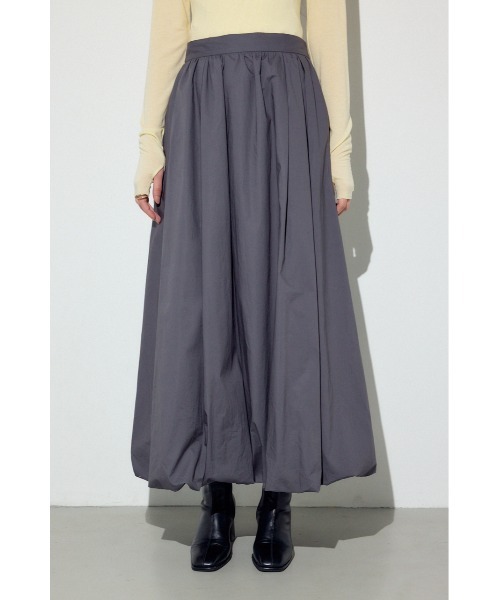 AZUL by moussy(アズールバイマウジー)の「【身長/骨格別着用画像あり】ボリュームたっぷり♪ギャザーバルーンスカート 春服 秋服 デザインスカート(スカート・レディース・チャコールグレー/アイボリー/ブラック・SMALL/MEDIUM)」の12枚目の写真