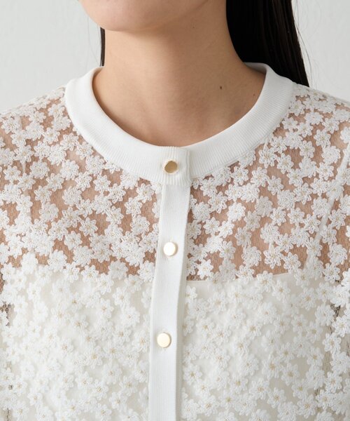 LOUNGEDRESS（ラウンジドレス）の「コクーンスリーブフラワーカーデ（カーディガン/ボレロ・レディース・オフホワイト/ブラック・FREE）」の11枚目の写真