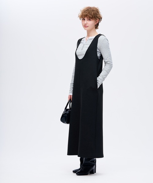 coca（coca）（コカ）の「ソフトスウェットUネックジャンパースカート（ジャンパースカート・レディース・ブラック・S/M/L）」の4枚目の写真