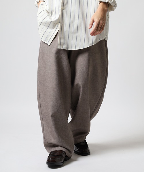 セール】スラブ織りカーブパンツ（スラックス）｜revertical（リ