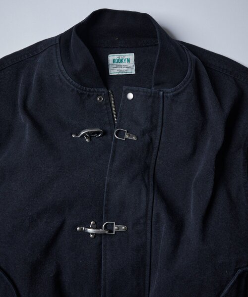 WHO'S WHO gallery（フーズフーギャラリー）の「【KOOKY'N】ファイヤーマンダックMA1（MA-1・レディース・ホワイト/ブラック/カーキ・FREE）」の14枚目の写真