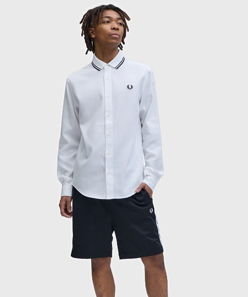 FRED PERRY（フレッドペリー）の「Polo Collar Woven Pique Shirt／ポロカラーウーブンピケシャツ（シャツ/ブラウス・メンズ・ホワイト/ブラック・S/M/L）」の3枚目の写真