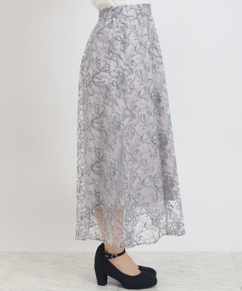 ASTORIA ODIER（アストリアオディール）の「フラワー刺繍チュールスカート（スカート・レディース・ベージュ/ブルー・LARGE/MEDIUM）」の14枚目の写真