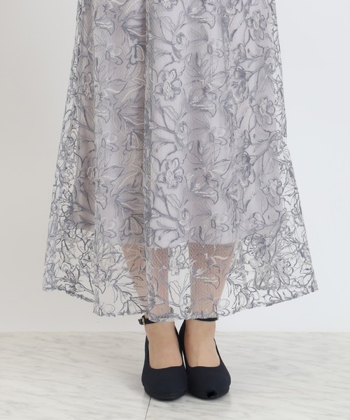 ASTORIA ODIER（アストリアオディール）の「フラワー刺繍チュールスカート（スカート・レディース・ベージュ/ブルー・LARGE/MEDIUM）」の16枚目の写真