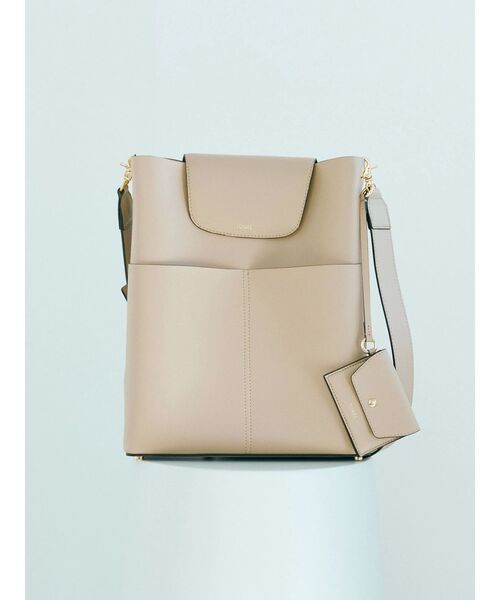 TONAL（トーナル）の「《14inchPC/A4対応/パスケース付》フェイクレザーTallトートバッグ（トートバッグ・レディース・ブラック/ブラウン/ベージュ・FREE）」の10枚目の写真