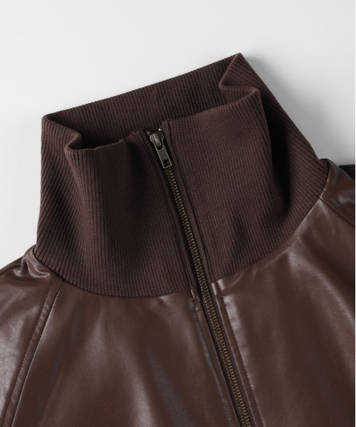 Right-on（ライトオン）の「【HONEYSUCKLE ROSE】フェイクレザーブルゾン (リブネック / ブラック×ブラウン / 大人カジュアル)（ブルゾン・レディース・ブラウン/ブラック・S/M/L）」の19枚目の写真