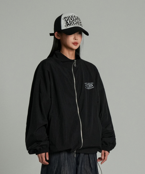 IDWS(アイドンワナセル)の「Swift Symbol Track Jacket Black(ナイロンジャケット・レディース・その他・1/2)」の9枚目の写真