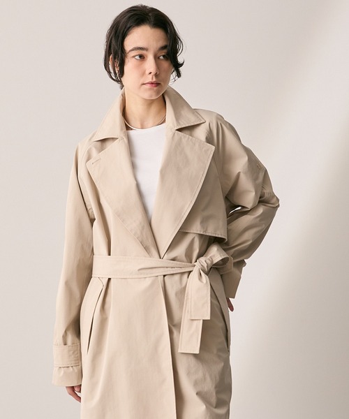 AIGLE(エーグル)の「透湿防水 ロングトレンチコート フードつけ外し可(トレンチコート・レディース・ベージュ/ブラック・S/M/XS)」の19枚目の写真
