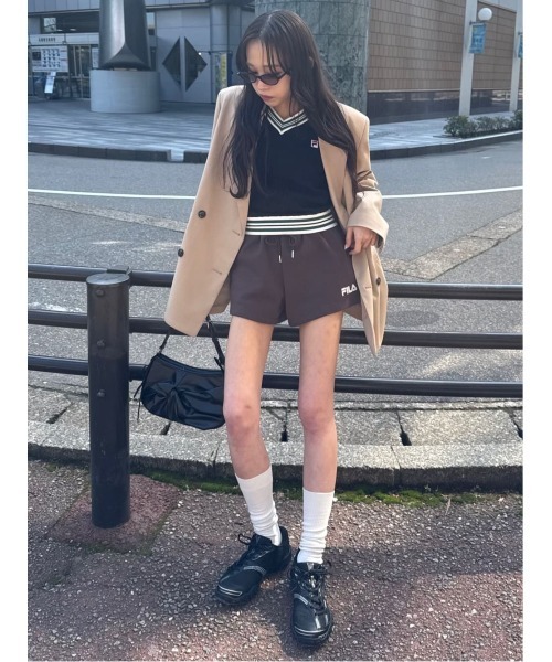SLY(スライ)の「FILA x SLY CABLE KNIT TOPS フィラスライケーブルニットトップス 春服 夏服(ニット/セーター・レディース・ブラック/ネイビー/アイボリー・FREE)」の19枚目の写真