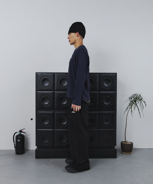 TANSANMAGNESIUM(タンサン マグネシウム)の「ポニーホットフィックスロングスリーブ(ネイビー)(Tシャツ/カットソー・レディース・その他・1/2)」の8枚目の写真