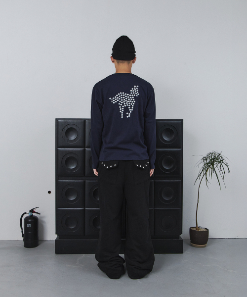 TANSANMAGNESIUM(タンサン マグネシウム)の「ポニーホットフィックスロングスリーブ(ネイビー)(Tシャツ/カットソー・レディース・その他・1/2)」の9枚目の写真