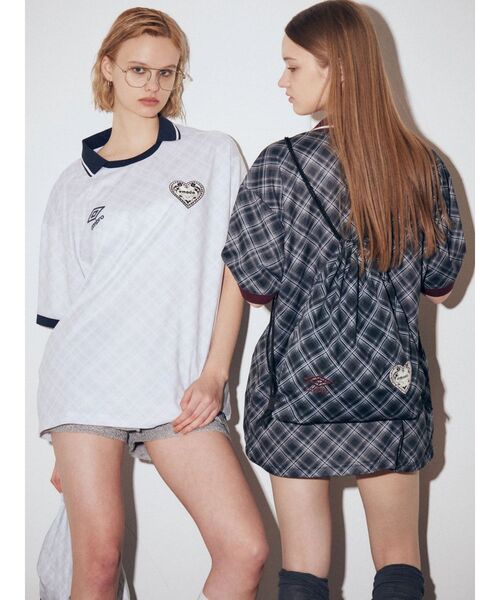 UMBRO(アンブロ)の「【UMBRO×EMODA】ストリングバックパック(バックパック/リュック・レディース・アイボリー/ブラック・FREE)」の12枚目の写真