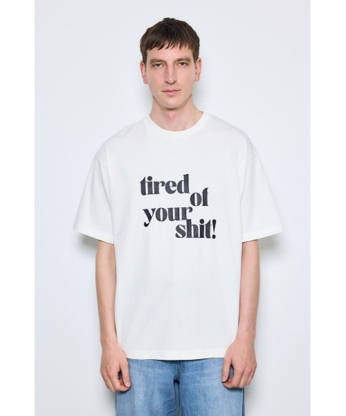AZUL by moussy（アズールバイマウジー）の「tired of your shit Tシャツ（Tシャツ/カットソー・メンズ・ホワイト/ライトブルー/ブラック/グレー・LARGE/MEDIUM/SMALL）」の9枚目の写真