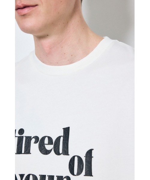 AZUL by moussy（アズールバイマウジー）の「tired of your shit Tシャツ（Tシャツ/カットソー・メンズ・ホワイト/ライトブルー/ブラック/グレー・LARGE/MEDIUM/SMALL）」の12枚目の写真