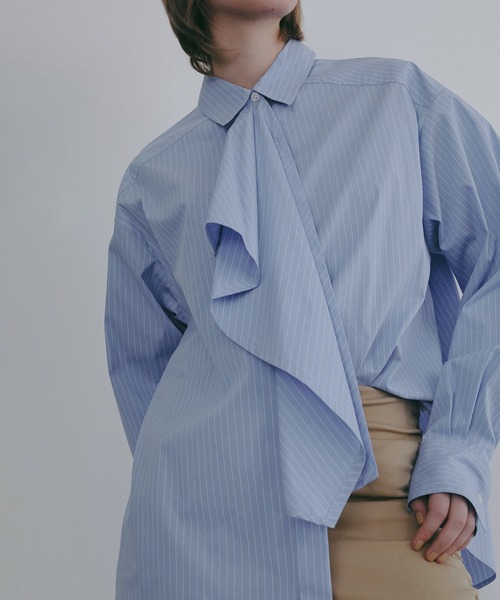 MANOF(マノフ)の「TIE OVER SHIRT(シャツ/ブラウス・レディース・ホワイト/ブラック/ブルー・M/S)」の10枚目の写真