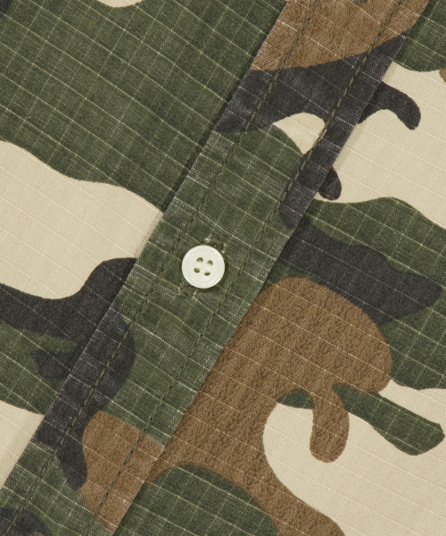 WKNDRS(ウィーキャンドース)の「VINTAGE WASHED SHIRT (CAMO)(シャツ/ブラウス・レディース・その他・MEDIUM/LARGE/X-LARGE)」の4枚目の写真