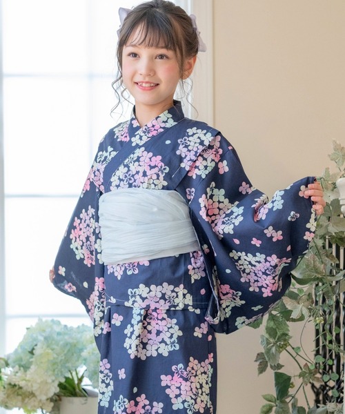 Catherine Cottage(キャサリンコテージ)の「2WAYセパレート浴衣セット【ZOZO限定先行予約受付中】(浴衣・キッズ・ピンク系5/ブラック系3/サックスブルー系/ブルーパープル/ネイビー系1/ベージュ系9/ダークネイビー/ブルー系5/グリーン×ピンク/オレンジ系6/ピンク系6/ネイビー系2/ライラック系9/レッド系9/モーブ系6/ブラック系/ミント/ピンク系2/ピンク系1/ブラック系9/ブルー系6/ネイビー系5/ライラック系1/ホワイト×ブルー/ブラック/ライトブルー・M/S/XS/L)」の13枚目の写真