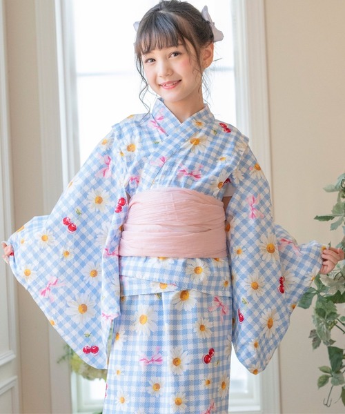 Catherine Cottage(キャサリンコテージ)の「2WAYセパレート浴衣セット【ZOZO限定先行予約受付中】(浴衣・キッズ・ピンク系5/ブラック系3/サックスブルー系/ブルーパープル/ネイビー系1/ベージュ系9/ダークネイビー/ブルー系5/グリーン×ピンク/オレンジ系6/ピンク系6/ネイビー系2/ライラック系9/レッド系9/モーブ系6/ブラック系/ミント/ピンク系2/ピンク系1/ブラック系9/ブルー系6/ネイビー系5/ライラック系1/ホワイト×ブルー/ブラック/ライトブルー・M/S/XS/L)」の15枚目の写真