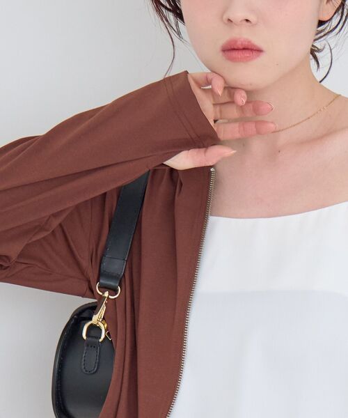 le.coeur blanc（ルクールブラン）の「《WEB限定アイテム》UVカットパーカー（パーカー・レディース・カーキオリーブ/ブラック/ライトグレー/ブラウン・38）」の16枚目の写真