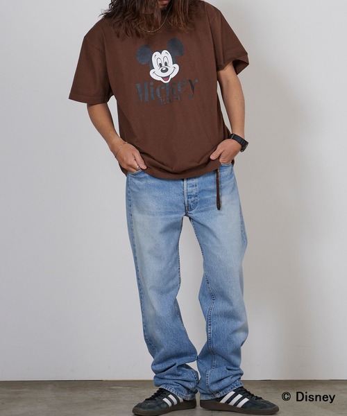 GOOD ROCK SPEED（グッドロックスピード）の「GOOD ROCK SPEED/グッドロックスピード / Disney / MickeyMouse / ピグメント加工プリントデザイン クルーネックTシャツ2026年春夏（Tシャツ/カットソー・メンズ・ホワイト/ブラウン・S/M/L）」の8枚目の写真