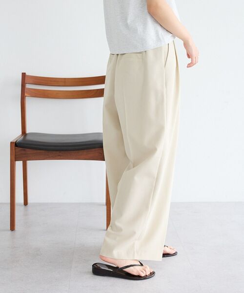 CRAFT STANDARD BOUTIQUE（クラフトスタンダードブティック）の「タックイージーワイドパンツ（その他パンツ・レディース・ブラウン/杢グレー/ライトベージュ・M/L）」の5枚目の写真