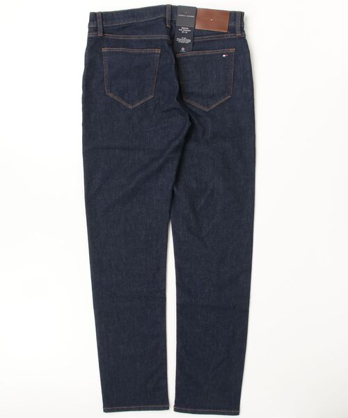 TOMMY HILFIGER（トミーヒルフィガー）の「クールマックスストレートダークインディゴデニムパンツ（デニムパンツ・メンズ・ブルー・32inch）」の2枚目の写真