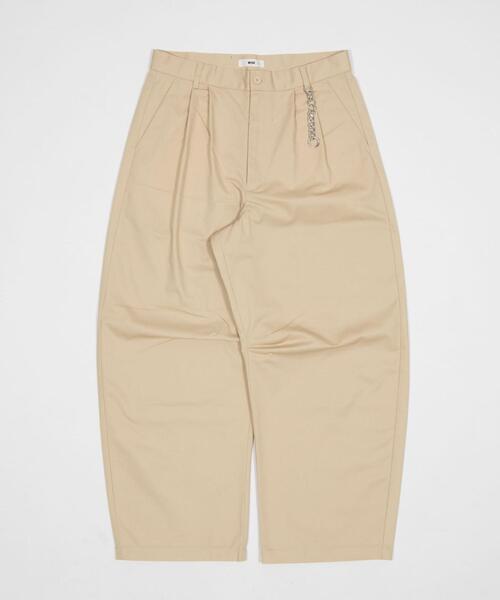 WEGO（ウィゴー）の「WEGO/【26年春新作】キーチャーム付きチノカーブパンツ（その他パンツ・メンズ・ブラック/ベージュ・LARGE/MEDIUM）」の15枚目の写真
