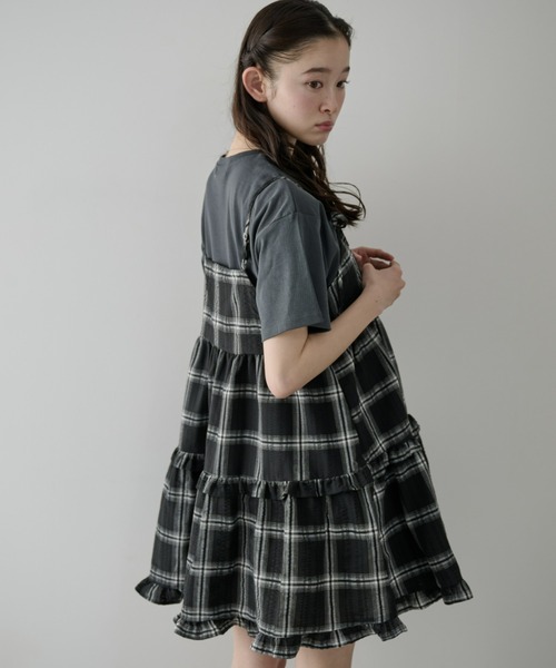 P.V.T(ピーブイティー)の「リボン付きチェックキャミティアードチュニック(ワンピース・レディース・Black/モカ・M)」の6枚目の写真