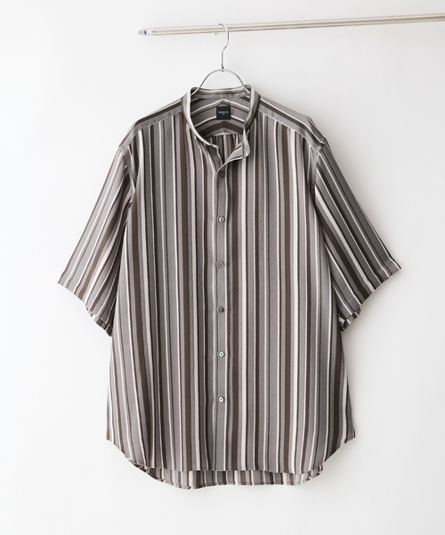 EDIFICE（エディフィス）の「パターンクリスプ ショートスリーブ バンドカラーシャツ（シャツ/ブラウス・メンズ・ベージュ/ブラック/グレー・SMALL/MEDIUM/LARGE）」の2枚目の写真