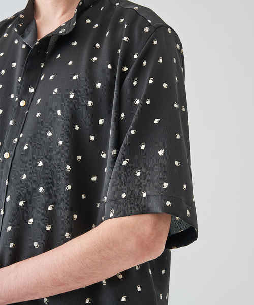 EDIFICE（エディフィス）の「パターンクリスプ ショートスリーブ バンドカラーシャツ（シャツ/ブラウス・メンズ・ベージュ/ブラック/グレー・SMALL/MEDIUM/LARGE）」の4枚目の写真